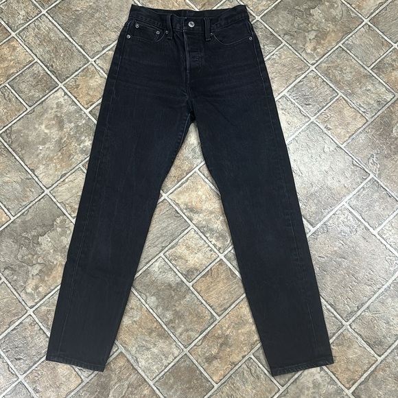 Women’s Levi’s Button Fly Jeans Straight Leg Dark Black 25” Waist - Picture 3 of 14